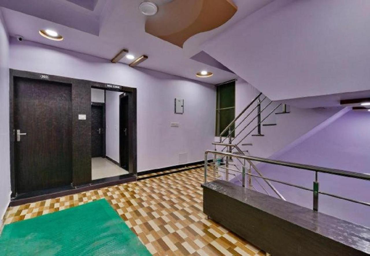 Mansarovar Guest House Удджайн Экстерьер фото