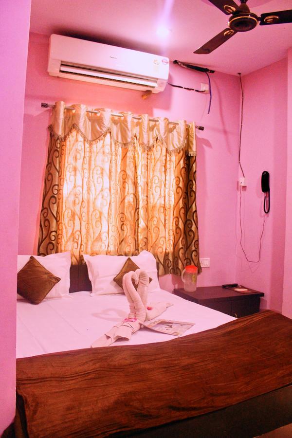 Mansarovar Guest House Удджайн Экстерьер фото